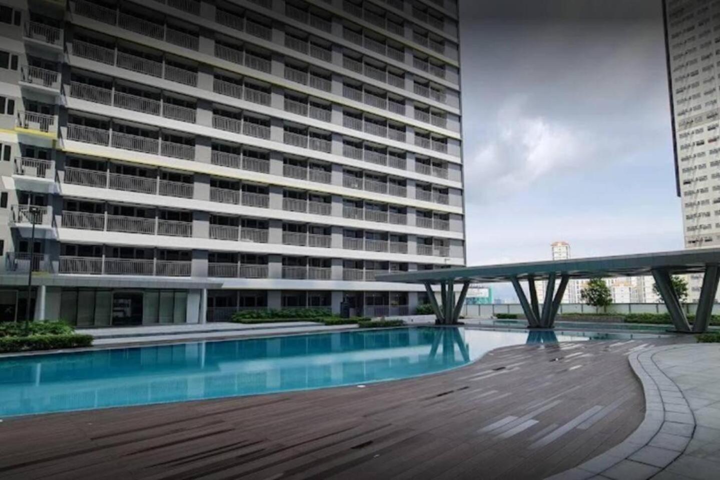 Apartment 1br Condotel With Balcony At Fame Residences #fm61